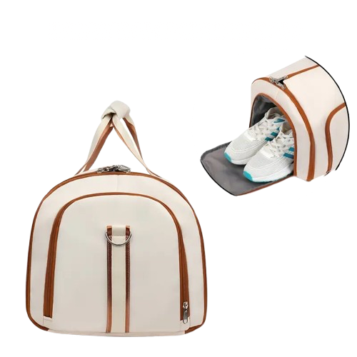 valise cabine bagage cabine avec beaucoup de rangements pour faire rentrer toutes les vêtements sans payer de frais supplémentaire qui permet de faire des economies 